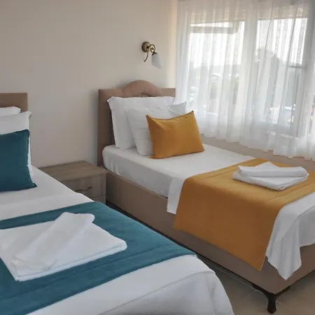 Neoss Boutique 3*
